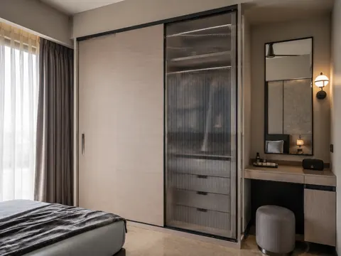 Sliding wardrobe for narrow rooms: Two-panel sliding wall, Sand laminate and Reeded glass